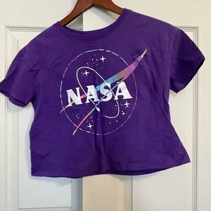 Crop nasa tee
